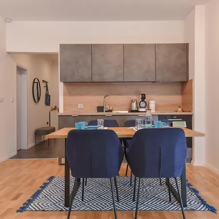 Smart & Modern 2-bdr Flat - Top Location In Sofia